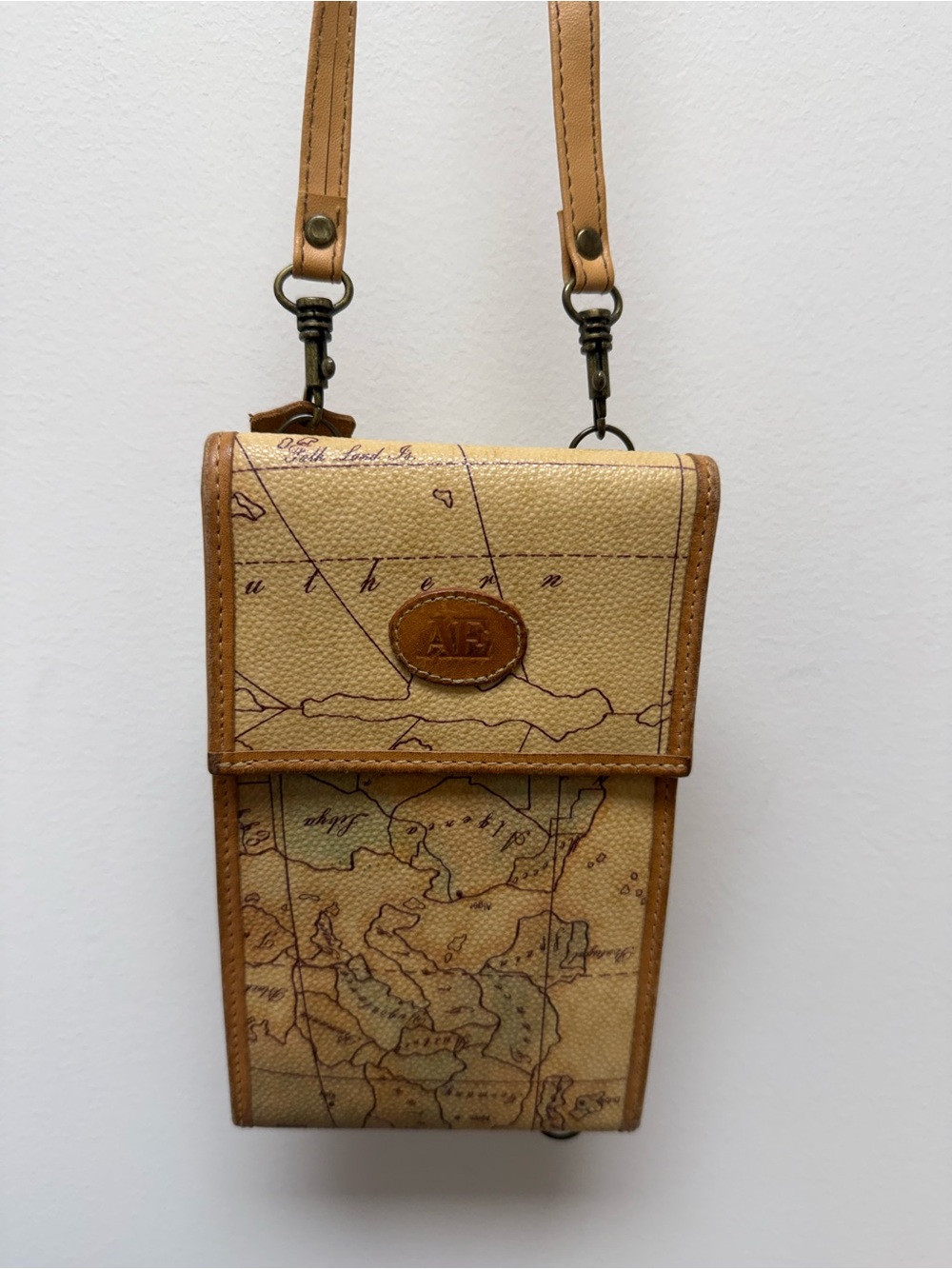 AE ALLAN EDWARD WORLD TREASURE MAP CROSSBODY 7.5X4.5 LEATHER WALLET